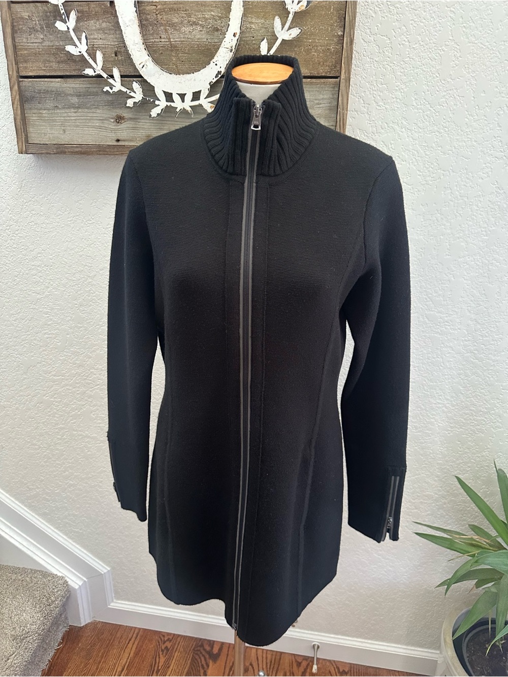 Athleta Black Zip-Front Long Merino Wool blend Jacket ladies size M
